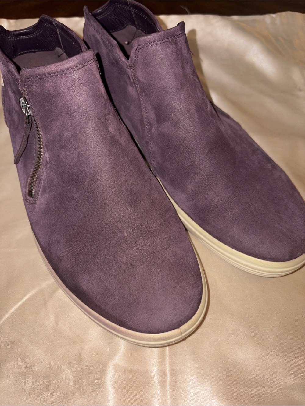 Ecco Burgundy Suede Zip Ankle Boot